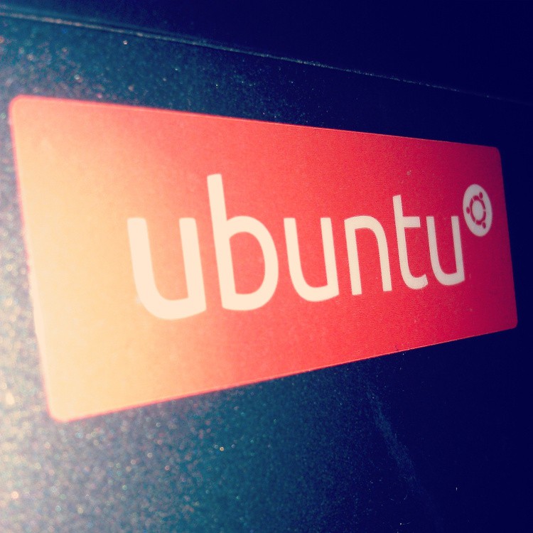 ubuntu-laptop-sticker